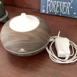 Like NEW Zen Breeze Air Diffuser 