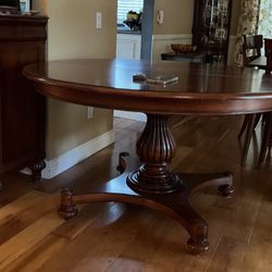 Ethan Allen Table With One Leaf And Table Cover