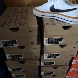 Women’s Nike Court Legacy NN