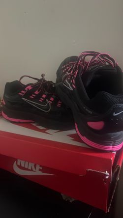 pink and black nike p-6000