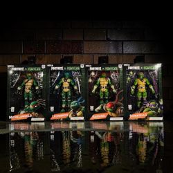 NECA TMNT FORTNITE COMPLETE SET of 4 Raphael, Michelangelo, Leonardo, Donatello