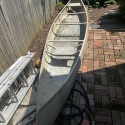 Grumman 17ft Aluminum Canoe