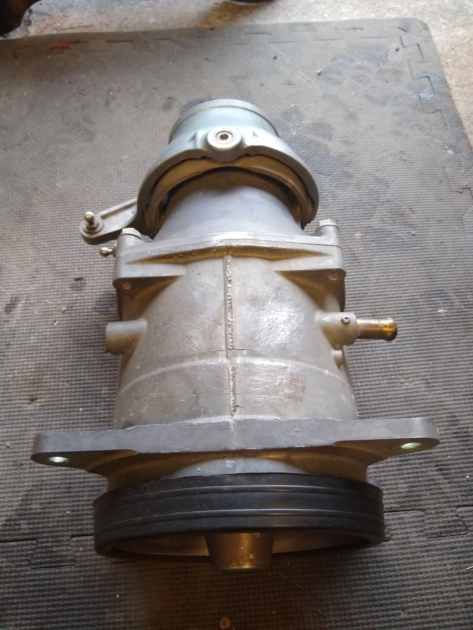 Kawasaki jet pump stx1100