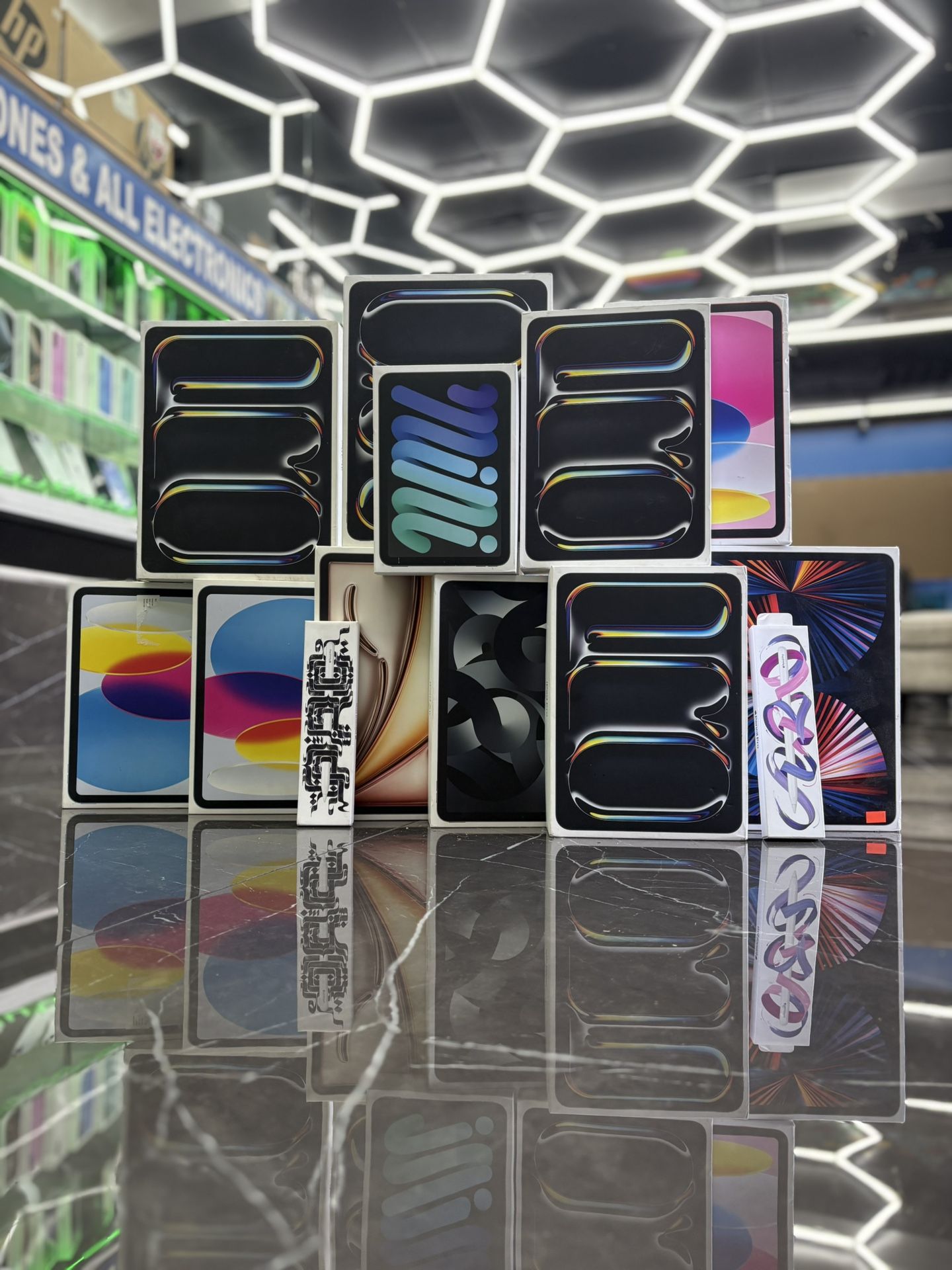 iPad Pro, iPad Air, iPad Mini, iPad 9th, iPad 10th & iPad 11th All Models In Stock Now! Take It Home In Payments/ llévalo a casa en pagos