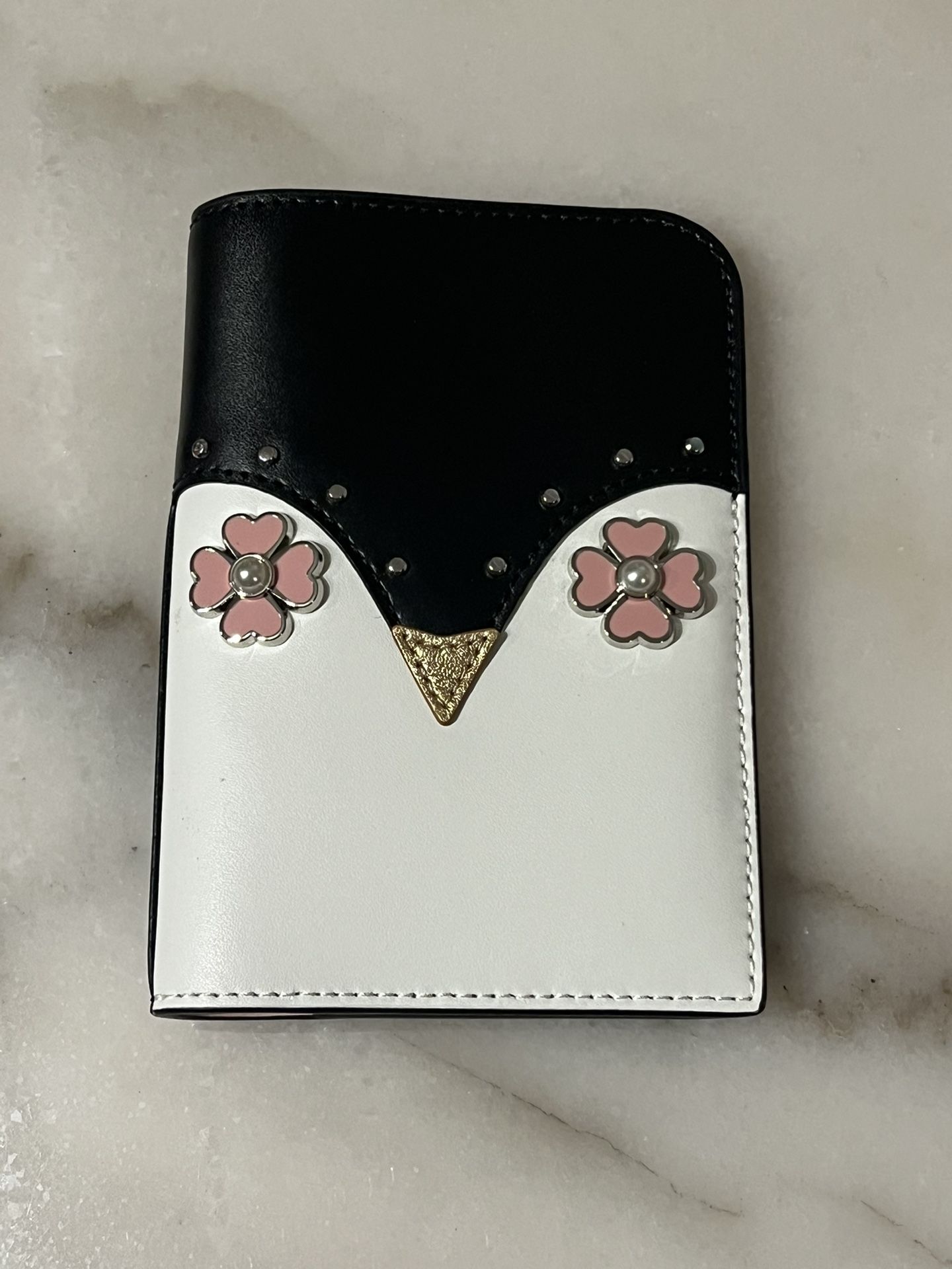 Kate Spade Passport Holder And Wallet