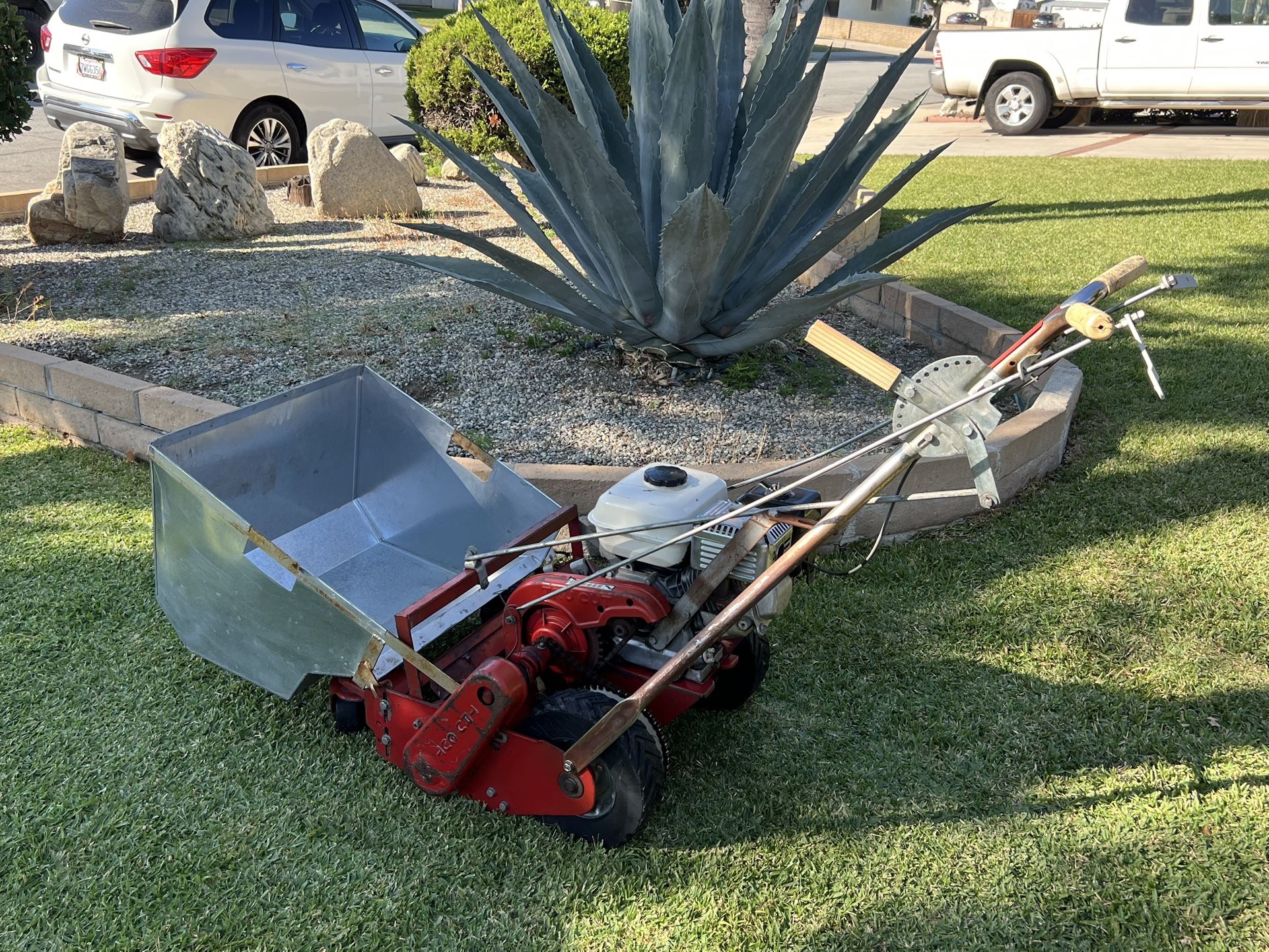 Tru-cut P20 Reel Honda Motor GX110 Lawn Mower