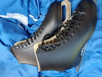 New black American Figure Skates