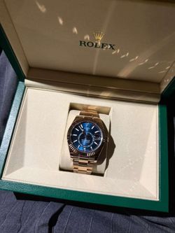 Rolex Skydweller rose gold blue dial oyster band. 2025