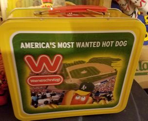 Wienerschnitzel lunch pail A's