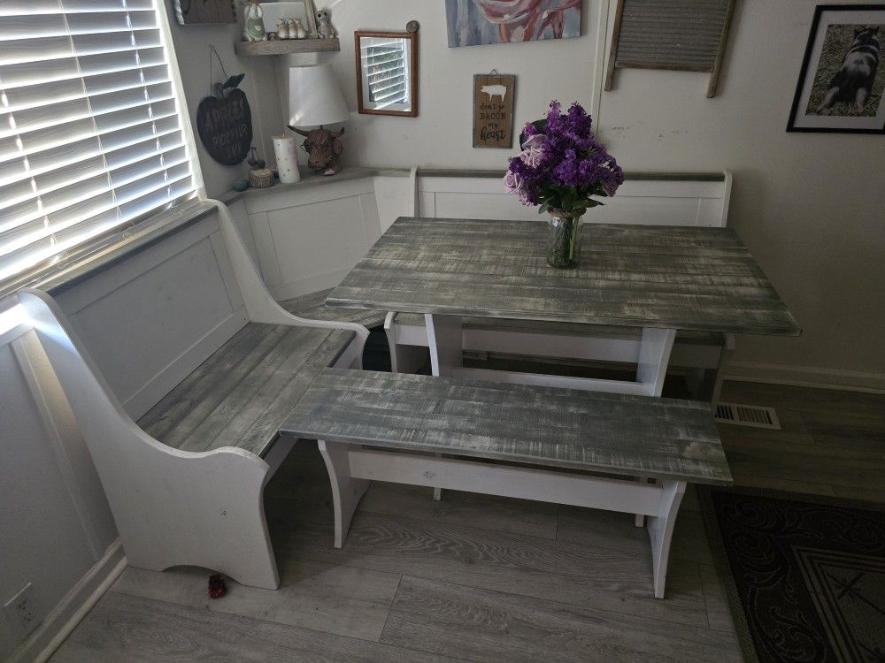 Breakfast Nook