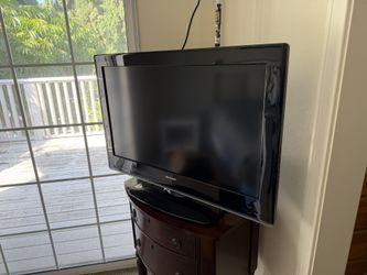 Tv And Desk 