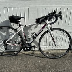 Giant Women’s Road bike 