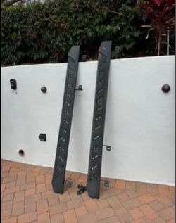 Jeep Gladiator Steel Side Steps / Running Boards – Pair