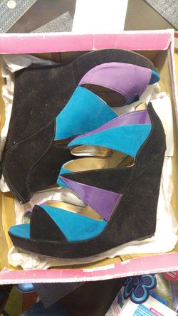 Platform heels Size 9