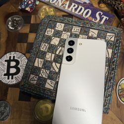 Samsung Galaxy S22 128GB Unlocked
