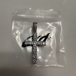 ShopGLD Diamond Cross Pendant