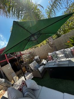 Umbrella 9 Ft brand new