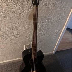 Black fender cb60 acustic bass with case