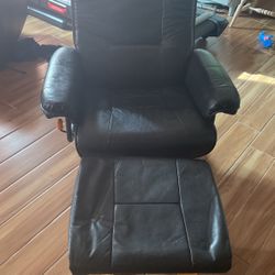 Leather Recliner Chair. 