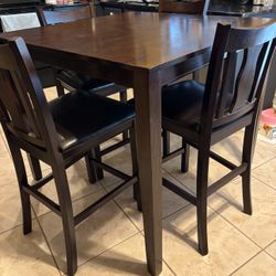 Kitchen Table 