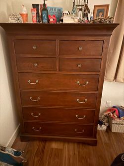 Bedroom dresser