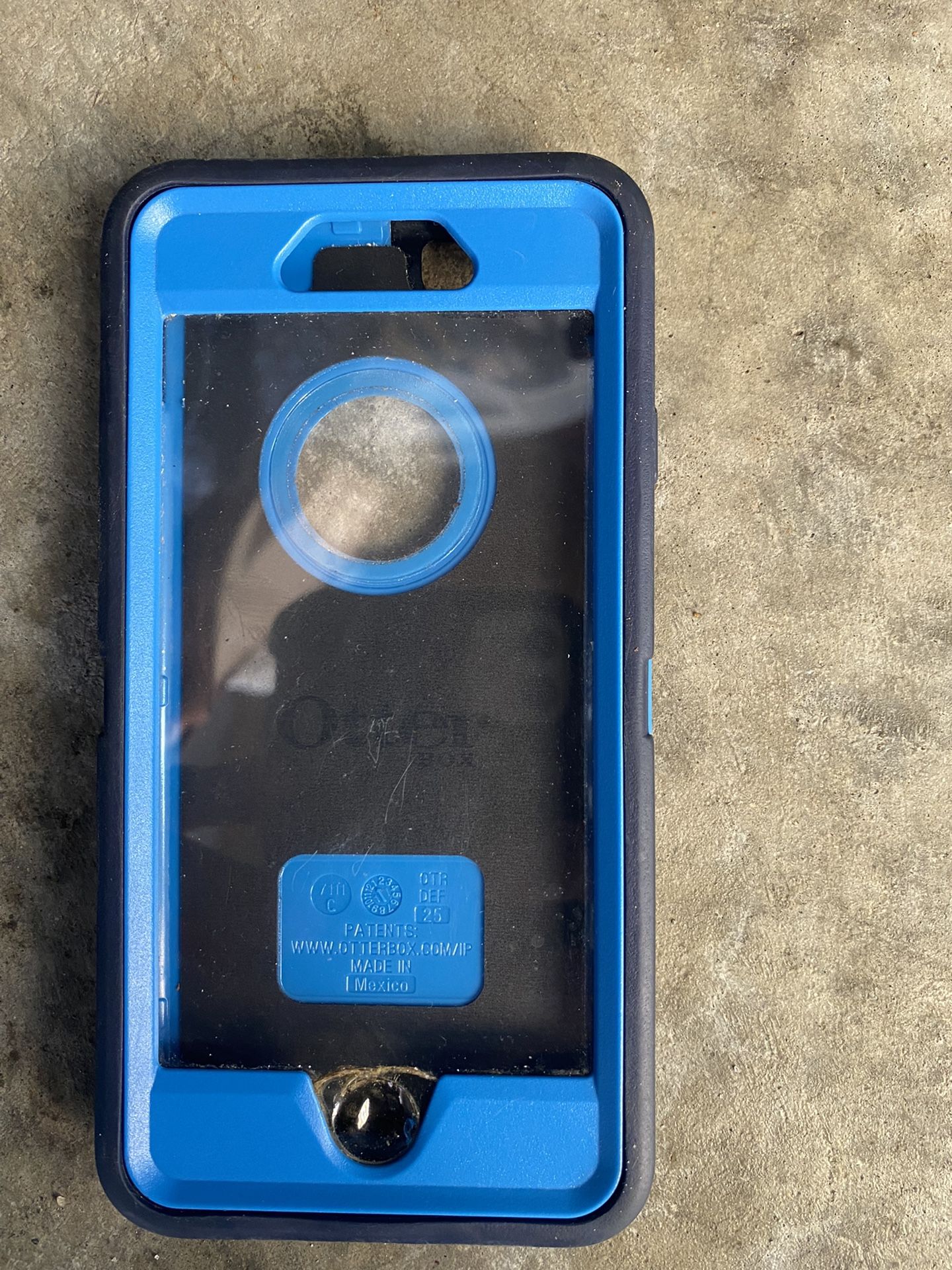 IPhone 6 Otter Box With Clip 