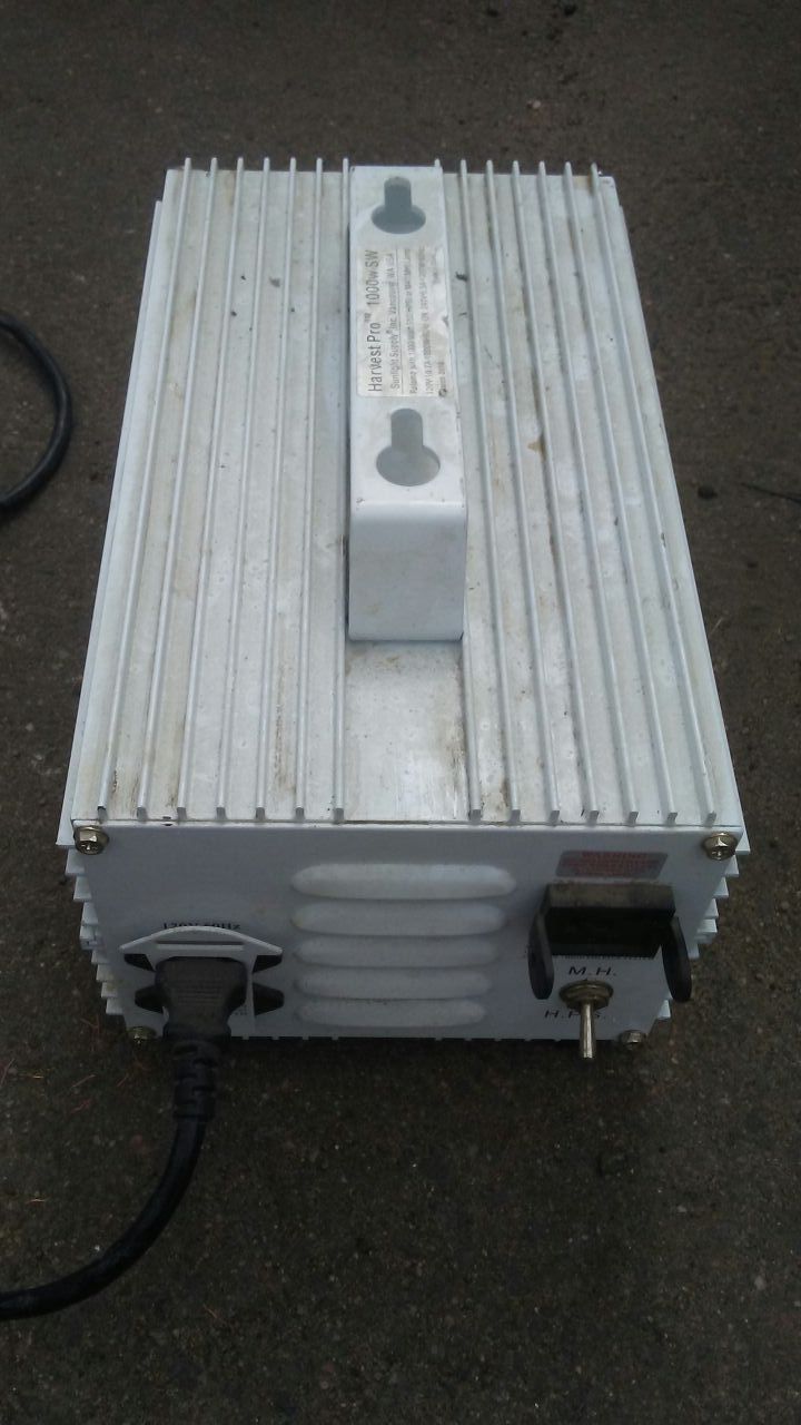 Harvest Pro 1000 watt power supply