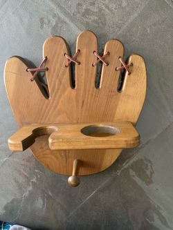 Wooden Baseball Glove Wall Mount