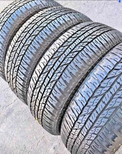 225 60 17 Continental Tires Con 80% de Vida Las 4
