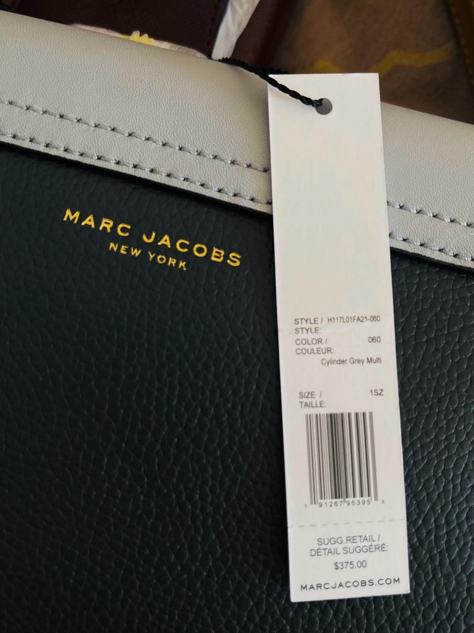 Authentic Marc Jacobs leather crossbody bag