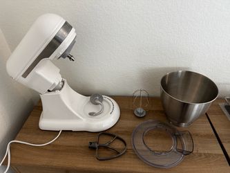 Geek Chef 4.8QT Stand Mixer – White – Excellent Condition