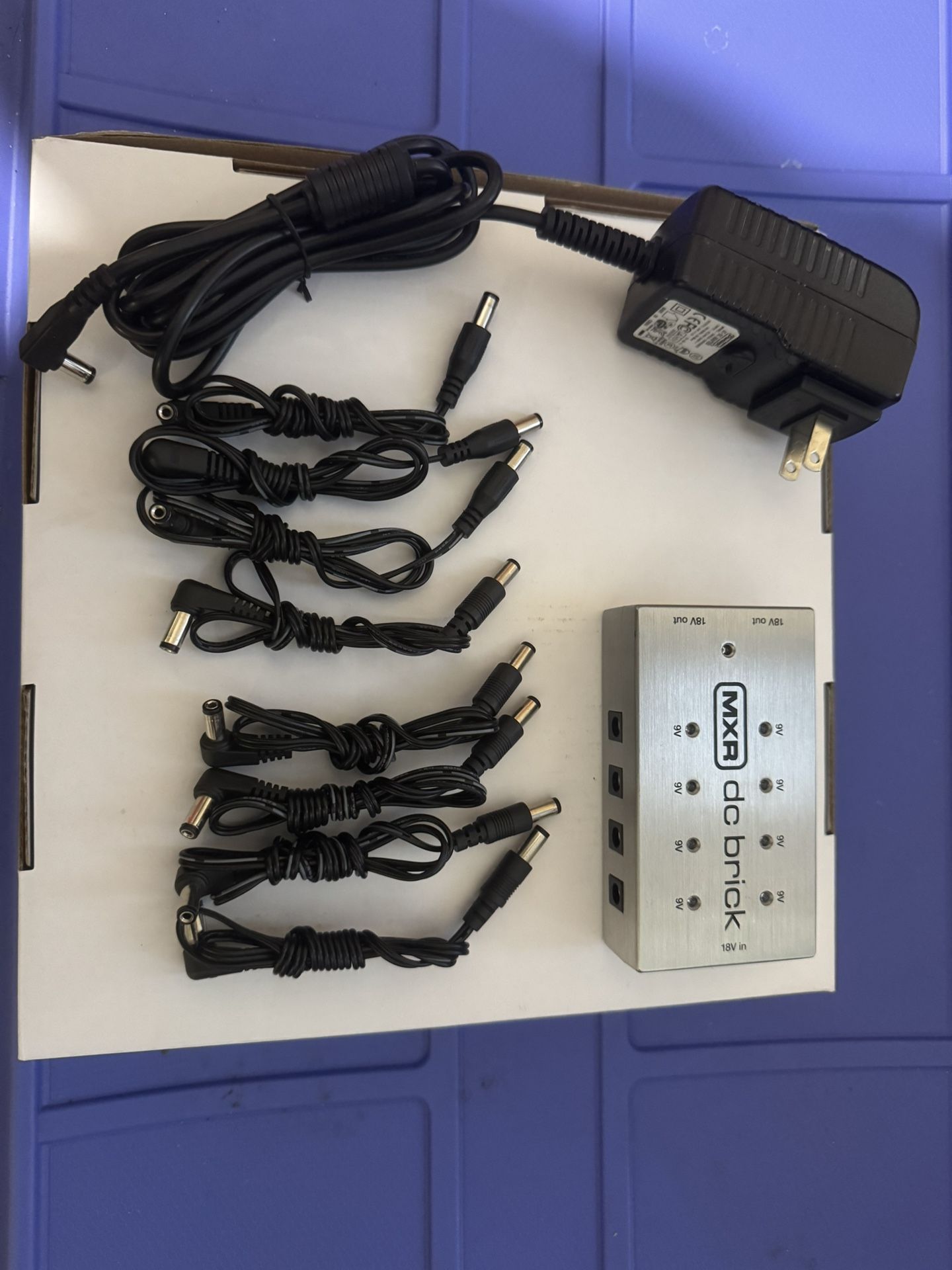 MXR M237 DC Brick Power Supply for Guitar Effects Pedals 9V 18V