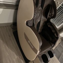 Massaging Recliner 