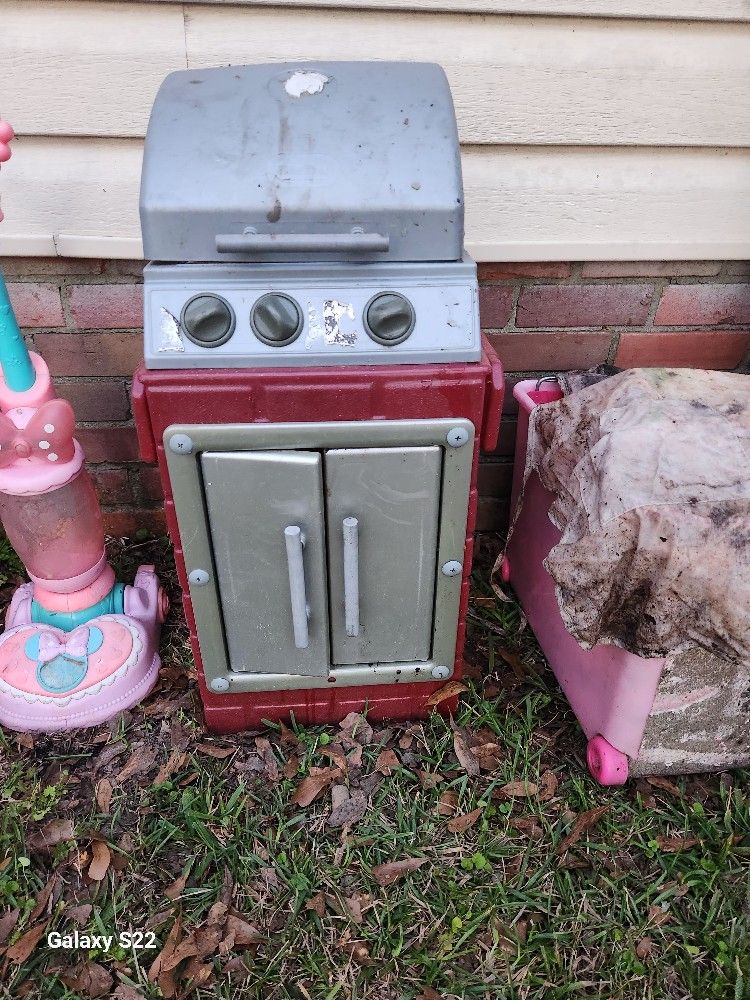 Kitchen And Grill Set