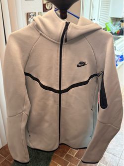 Nike tech