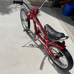 Schwinn Stingray Kids Chopper Bike