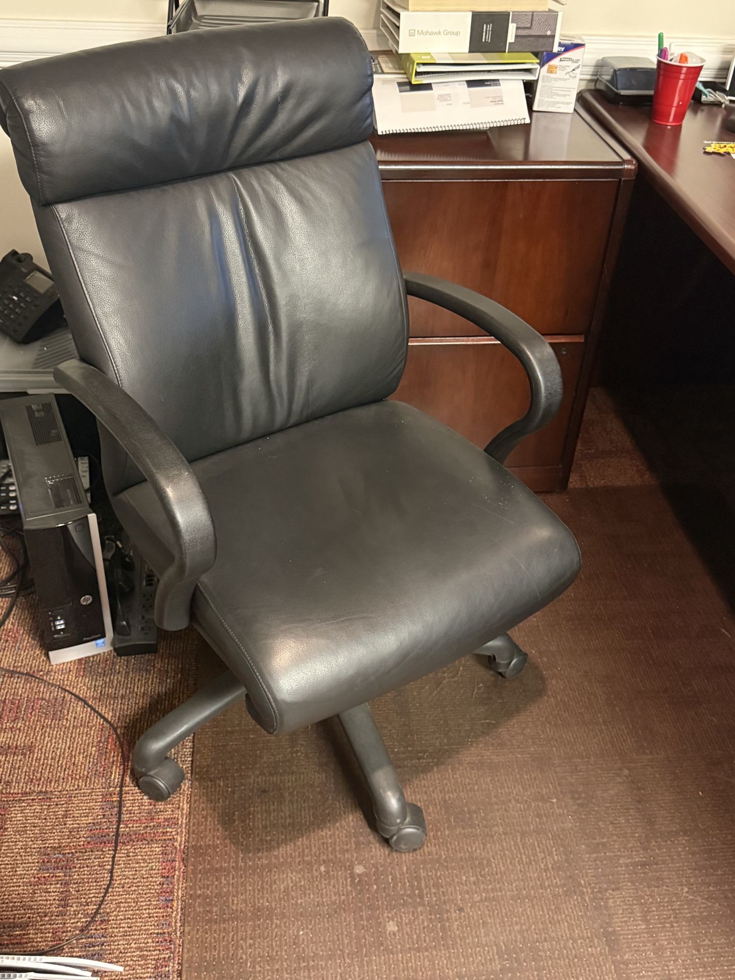 Office chair with mat