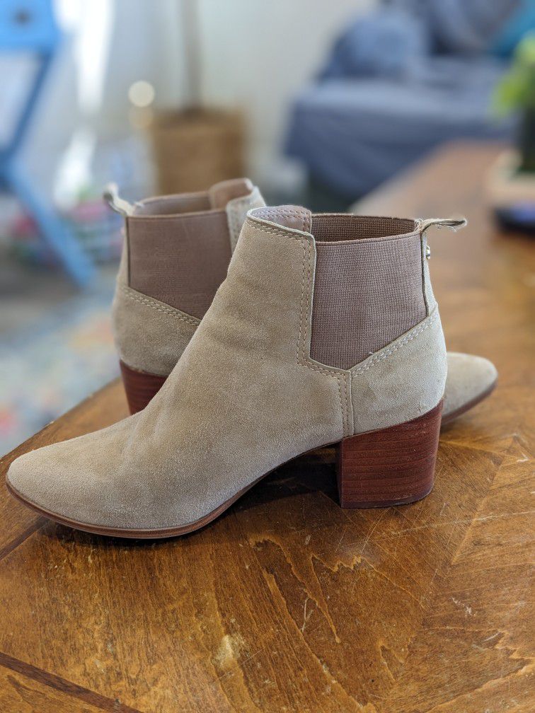 Tan Suede Ankle Boots (Size 7.5)
