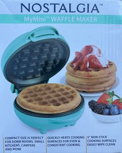 Nostalgia MyMini Waffle Maker–Excellent Condition