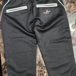 Youth Girls ( 6 Small.. 2 Medium 1 Large Left)