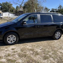 2012 KIA Sedona