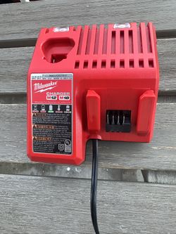 New M18 Milwaukee Charger 