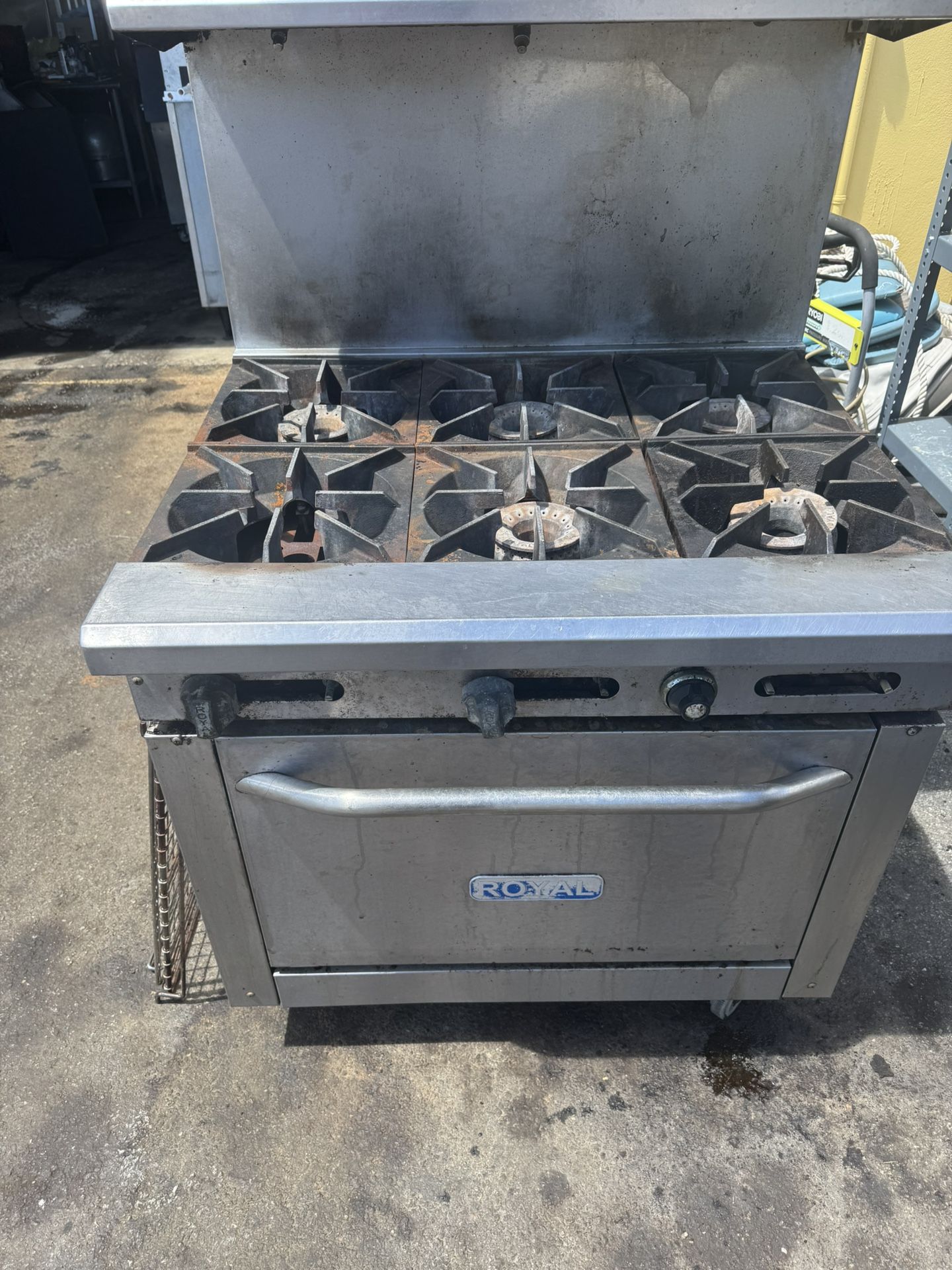 gas Six Burner Range With Oven