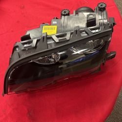 BMW 3 Series 99-03 Left Headlight