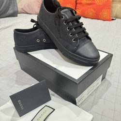  Gucci Sneakers