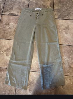Women’s wide legs pants size 10r