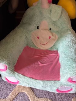 Toddler soft unicorn chair