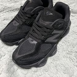 New Balance 9060 Triple Black, Men’s 9.5