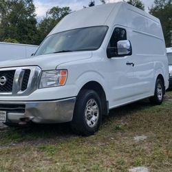 2014 Nissan NV high top 3500 HD cargo van v8 cold ac  60k Miles 