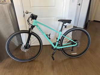 Specialized Ariel Sport Women’s Hybrid Bike – Small